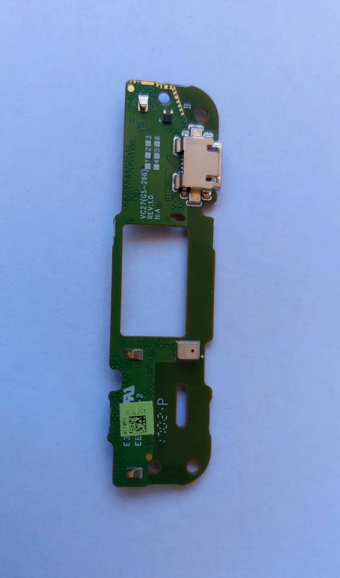 Deska nabíjení HTC Desire 626G - nabíjecí konektor, mikrofon
