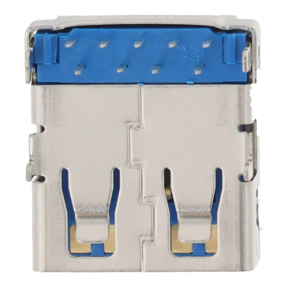 Port Type-A 3.0 pro konzole PS5